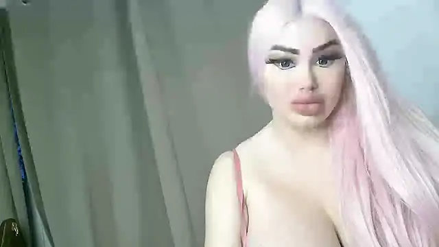 Snapshot of bibibugatti chatting on 11-15-25, 04:03 bibibugatti online show from 11-15-25, 04:03