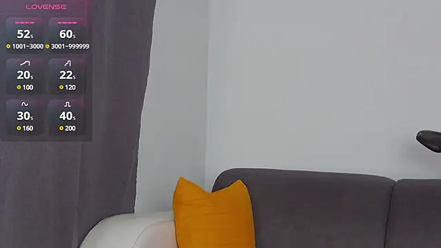 Snapshot of Nobodyforever chatting on 02-13-25, 10:54 Nobodyforever online show from 02-13-25, 10:54