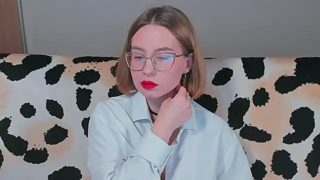 VeronikaKissuchi online show from 12-21-24, 06:09