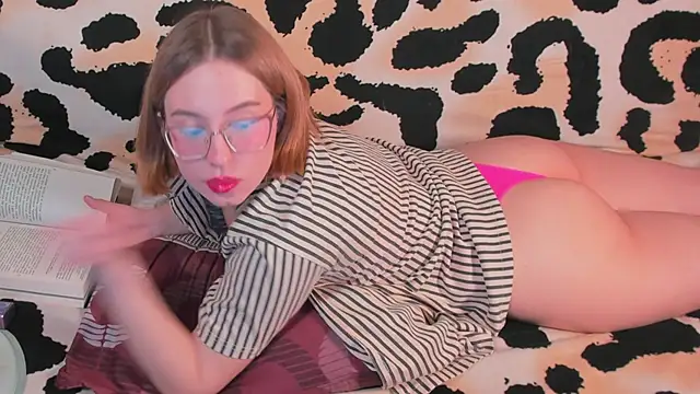 VeronikaKissuchi online show from 12-22-24, 10:28