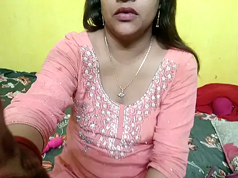 Snapshot of Sexyranibhabhi chatting on 10-07-25, 03:42 Sexyranibhabhi online show from 10-07-25, 03:42