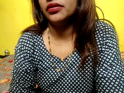 Snapshot of Sexyranibhabhi chatting on 01-13-26, 02:11 Sexyranibhabhi online show from 01-13-26, 02:11