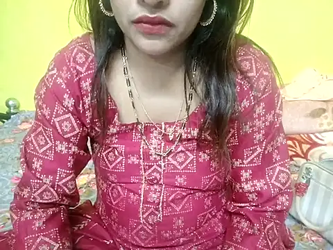 Snapshot of Sexyranibhabhi chatting on 02-17-26, 02:13 Sexyranibhabhi online show from 02-17-26, 02:13