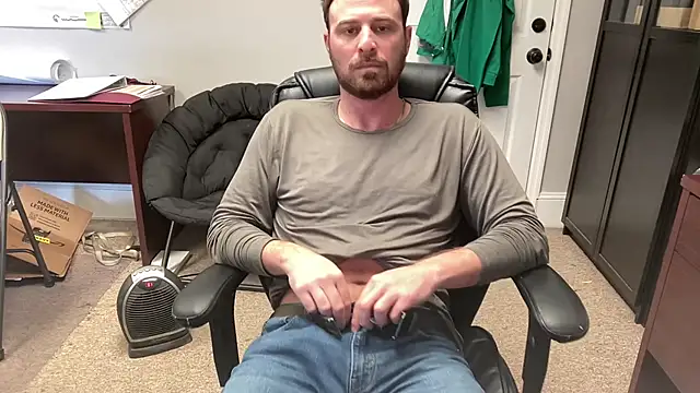 Snapshot of swagger1793 chatting on 01-29-25, 07:43 swagger1793 online show from 01-29-25, 07:43