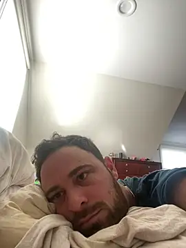 Snapshot of swagger1793 chatting on 03-07-25, 01:40 swagger1793 online show from 03-07-25, 01:40