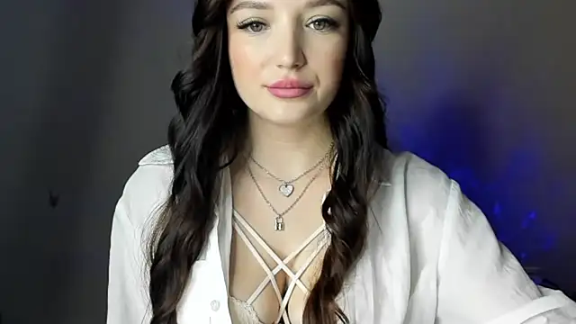 Snapshot of EvaaMillerr99 chatting on 02-06-25, 01:54 EvaaMillerr99 online show from 02-06-25, 01:54