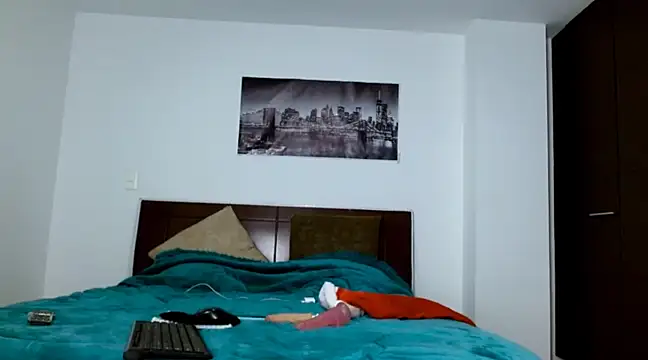 chicafitcaliente online show from 12-21-24, 03:03