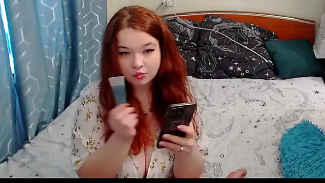 Snapshot of HaleyRoute chatting on 02-17-25, 12:16 HaleyRoute online show from 02-17-25, 12:16