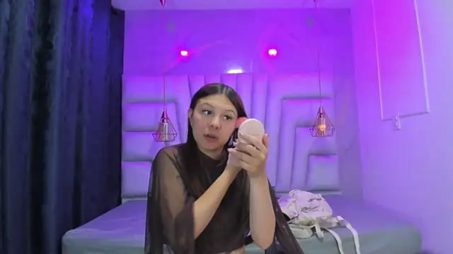 Snapshot of AngelaaCute_ chatting on 03-07-26, 02:14 AngelaaCute online show from 03-07-26, 02:14