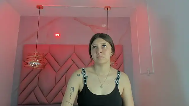 AngelaaCute  online show from 05-23-26, 06:23