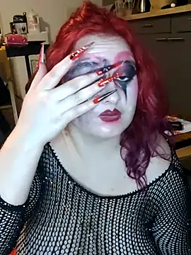 Snapshot of LadyRochester chatting on 02-14-25, 02:28 LadyRochester online show from 02-14-25, 02:28