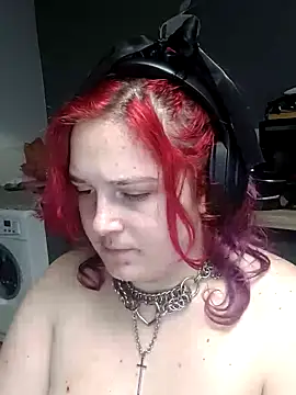 Snapshot of LadyRochester chatting on 03-12-25, 04:24 LadyRochester online show from 03-12-25, 04:24