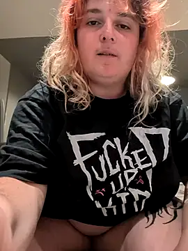 Snapshot of LadyRochester chatting on 09-11-25, 11:38 LadyRochester online show from 09-11-25, 11:38