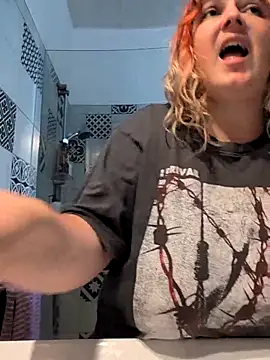 Snapshot of LadyRochester chatting on 09-20-25, 12:17 LadyRochester online show from 09-20-25, 12:17