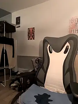 Snapshot of LadyRochester chatting on 09-30-25, 10:59 LadyRochester online show from 09-30-25, 10:59