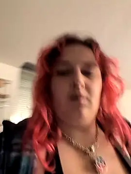 Snapshot of LadyRochester chatting on 10-04-25, 12:41 LadyRochester online show from 10-04-25, 12:41