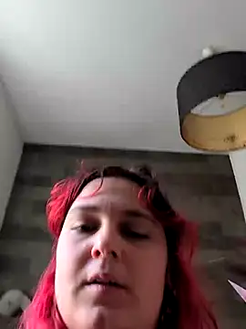 Snapshot of LadyRochester chatting on 10-04-25, 12:47 LadyRochester online show from 10-04-25, 12:47