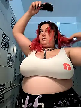 Snapshot of LadyRochester chatting on 10-06-25, 10:07 LadyRochester online show from 10-06-25, 10:07