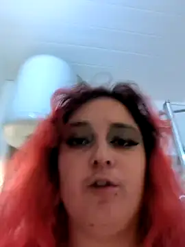 Snapshot of LadyRochester chatting on 10-07-25, 10:29 LadyRochester online show from 10-07-25, 10:29