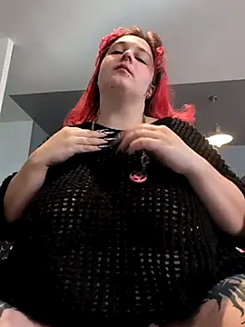 Snapshot of LadyRochester chatting on 10-12-25, 01:54 LadyRochester online show from 10-12-25, 01:54