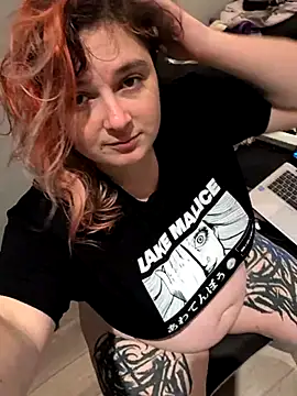 Snapshot of LadyRochester chatting on 11-18-25, 11:26 LadyRochester online show from 11-18-25, 11:26