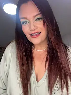 Taniabonet online show from 01-29-25, 01:05