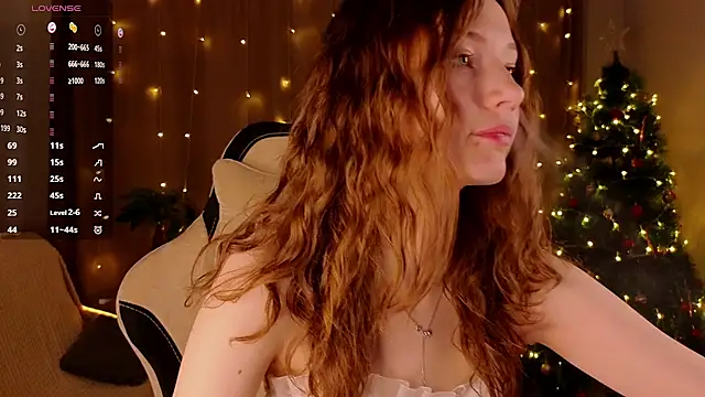 Snapshot of AliseVine chatting on 12-11-24, 06:20 AliseVine online show from 12-11-24, 06:20