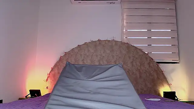 anisha x online show from 11-29-25, 07:39