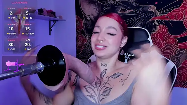 Snapshot of annika_taylor chatting on 05-19-26, 03:02 annika taylor online show from 05-19-26, 03:02