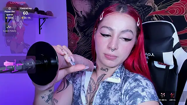 Snapshot of annika_taylor chatting on 06-14-26, 10:34 annika taylor online show from 06-14-26, 10:34