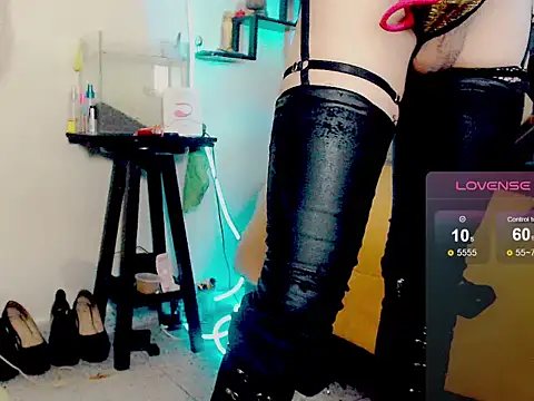 Snapshot of kimkardasha98 chatting on 06-02-26, 03:30 kimkardasha98 online show from 06-02-26, 03:30