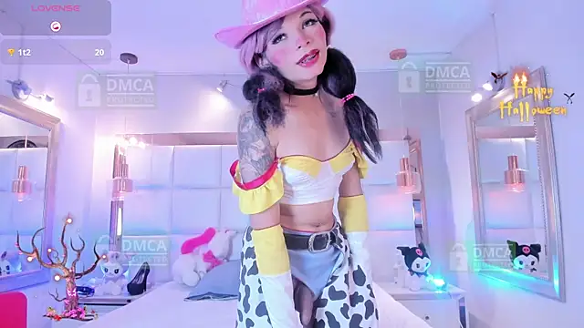 Snapshot of Palmer-Foster chatting on 10-18-25, 10:54 Palmer-Foster online show from 10-18-25, 10:54