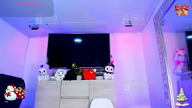 Snapshot of Palmer-Foster chatting on 12-04-25, 09:01 Palmer-Foster online show from 12-04-25, 09:01