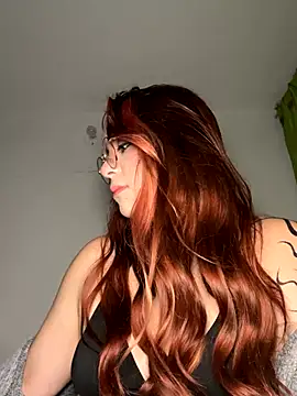 NatyOlson online show from 11-15-25, 01:14