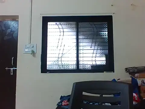 Snapshot of Hotmilfxox chatting on 05-20-26, 07:58 Hotmilfxox online show from 05-20-26, 07:58