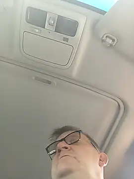 Snapshot of J83560Jason chatting on 10-05-25, 04:05 J83560Jason online show from 10-05-25, 04:05