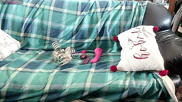 LauraMonolo online show from 03-25-26, 06:52