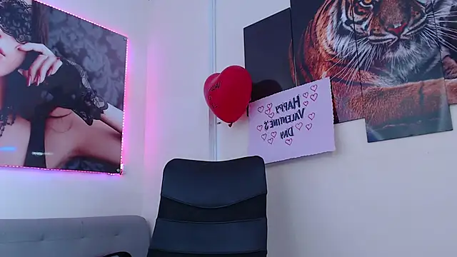 Snapshot of Ruby_Your_Milf chatting on 02-15-25, 12:37 Ruby Your Milf online show from 02-15-25, 12:37