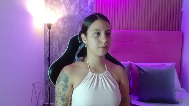 melody  bleir online show from 09-19-25, 08:09