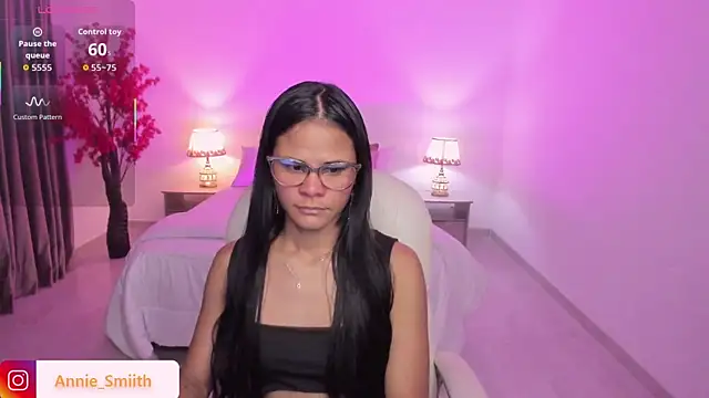 anniie smith online show from 11-09-25, 11:30