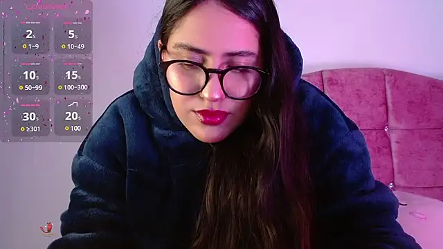 Snapshot of Paris-love chatting on 12-14-24, 05:51 Paris-love online show from 12-14-24, 05:51