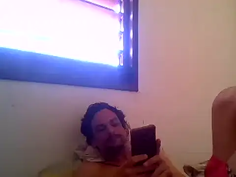 Snapshot of couplemilk chatting on 01-01-25, 11:05 couplemilk online show from 01-01-25, 11:05