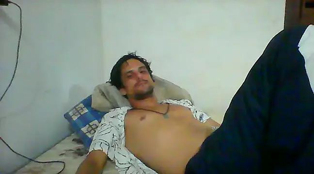 Snapshot of couplemilk chatting on 01-25-25, 10:07 couplemilk online show from 01-25-25, 10:07