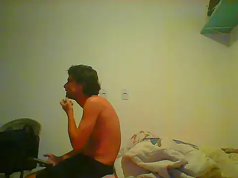 Snapshot of couplemilk chatting on 02-04-25, 02:49 couplemilk online show from 02-04-25, 02:49