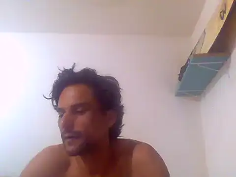 Snapshot of couplemilk chatting on 02-08-25, 11:24 couplemilk online show from 02-08-25, 11:24