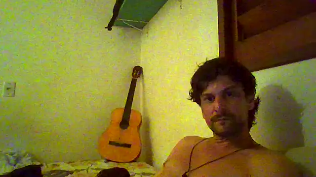 Snapshot of couplemilk chatting on 02-20-26, 07:10 couplemilk online show from 02-20-26, 07:10