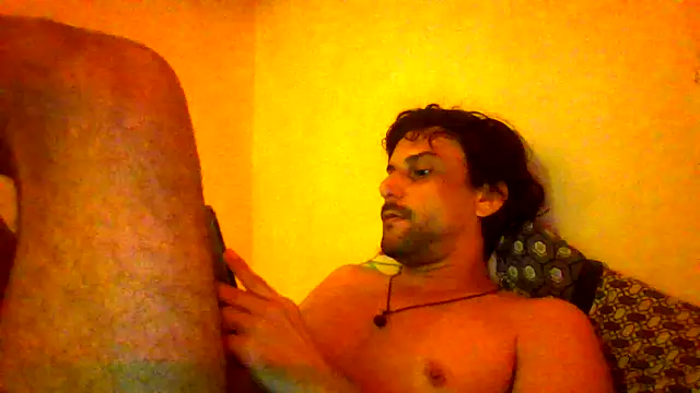 Snapshot of couplemilk chatting on 05-27-26, 02:41 couplemilk online show from 05-27-26, 02:41