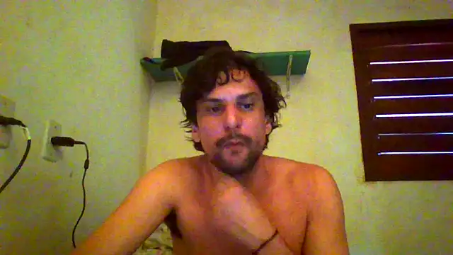 Snapshot of couplemilk chatting on 05-29-26, 04:38 couplemilk online show from 05-29-26, 04:38