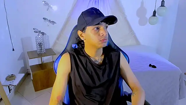 Brand habes online show from 11-11-25, 01:44