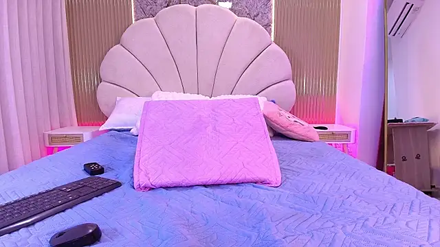 Snapshot of nata_luna chatting on 11-13-25, 07:24 nata luna online show from 11-13-25, 07:24